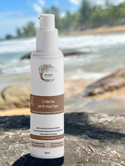 Crème pour le visage anti-taches brunes à l’acide kojique